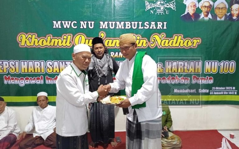 MWC NU Mumbulsari Gelar Khotmil Qur’an dan Resepsi Hari Santri Nasional 2025