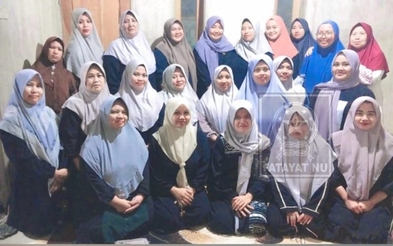 PAC Fatayat NU Pakusari Gelar Pelatihan Kontributor Website: Perkuat Literasi Digital dan Dakwah di Dunia Maya