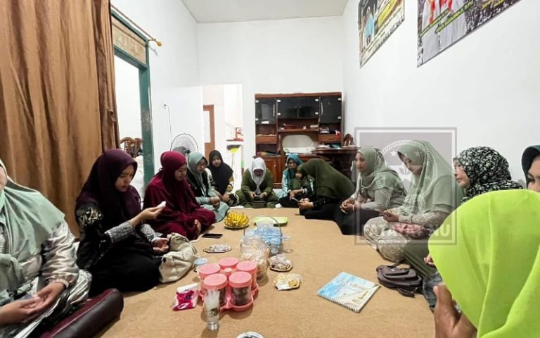 Kuatkan Semangat Spiritual, PAC Kalisat Gelar Kegiatan Ziarah Umroh