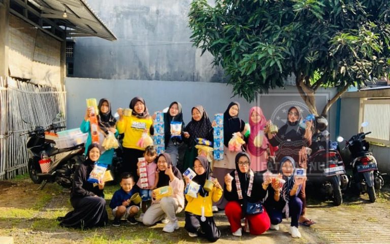 Jadikan Agenda Rutin, Fatayat Ancab Kalisat Gelar Senam Sehat Bersama