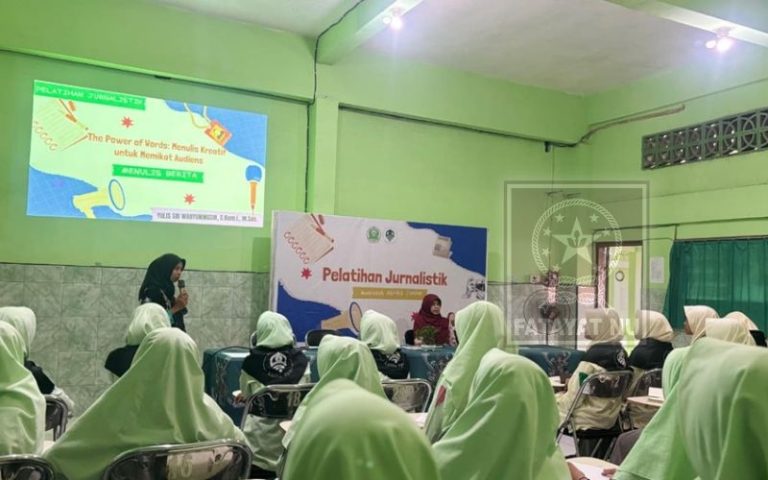 Asah Kemampuan Menulis, Madrasah ASHRI Jember Gelar Pelatihan Jurnalistik