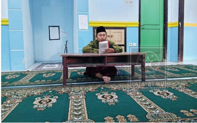 Meneguhkan Adab, Menggapai Berkah Ramadhan Melalui Kajian Kitab Mar’atus Sholihah