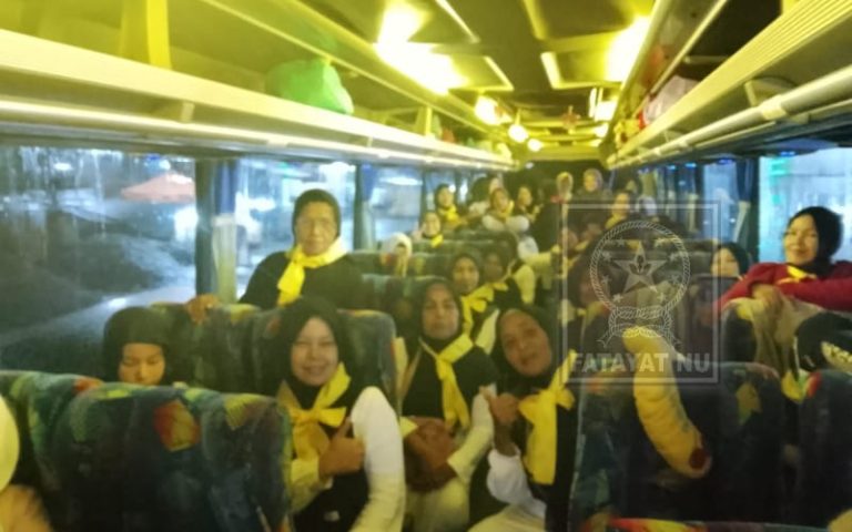 Ribuan Jamaah NU Padati Stadion Gajayana, MWC Wuluhan Berangkatkan Rombongan Mujahadah Kubro