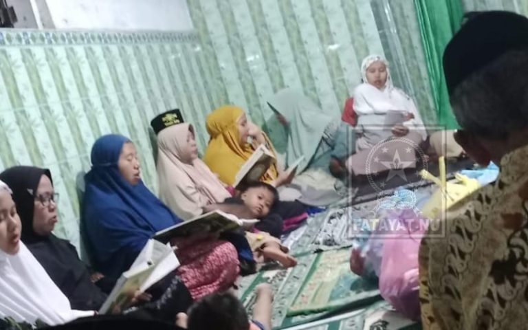 Warga Desa Kertosari Gelar Peringatan Malam Nisfu Sya’ban