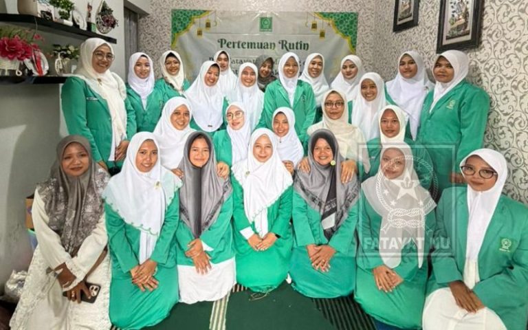 PAC Fatayat NU Mayang Gelar Santunan Anak Yatim Sekaligus Peringati Harlah ke-76