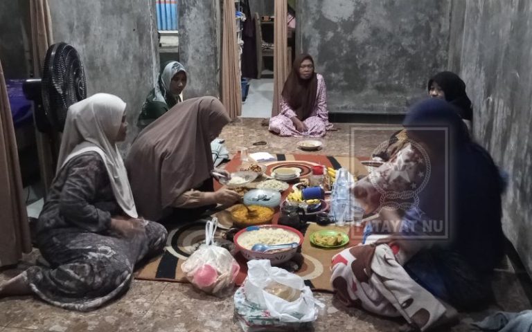 Perkuat Silaturahmi, Fatayat NU Sumberjo Luncurkan Program Baru Senam Ranting