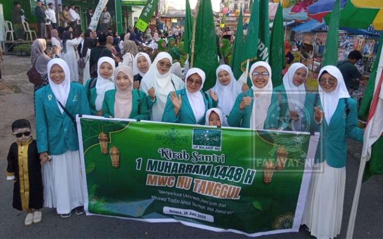 Ribuan Santri dan Warga Meriahkan Kirab 1 Muharram di Tanggul, Wujud Syiar Islam dan Pelestarian Tradisi